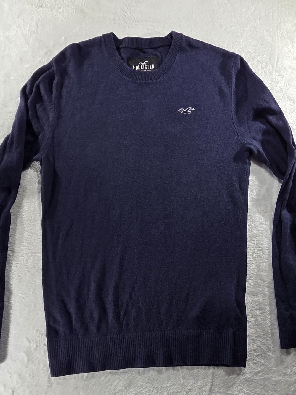 Hollister Men’s XS Regular Solid Crew Neck Long Slv Knit Pullover Sweater -0110